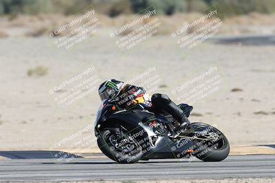 media/Nov-16-2025-Race Pace (Sun) [[8c5fa54630]]/Non Verified Riders (1st 20 Minutes)/4-Turn 16 (1116am)/